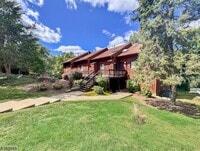Building Photo - 5 Sugar Loaf Ct