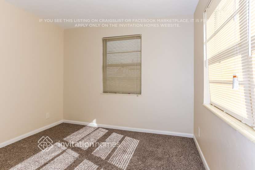 Building Photo - 1302 W Broward St