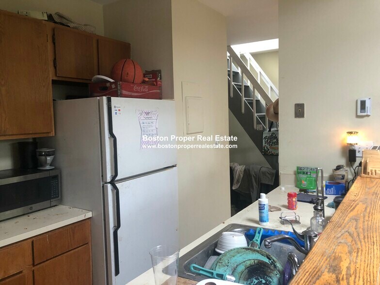 Building Photo - 415 Massachusetts Ave