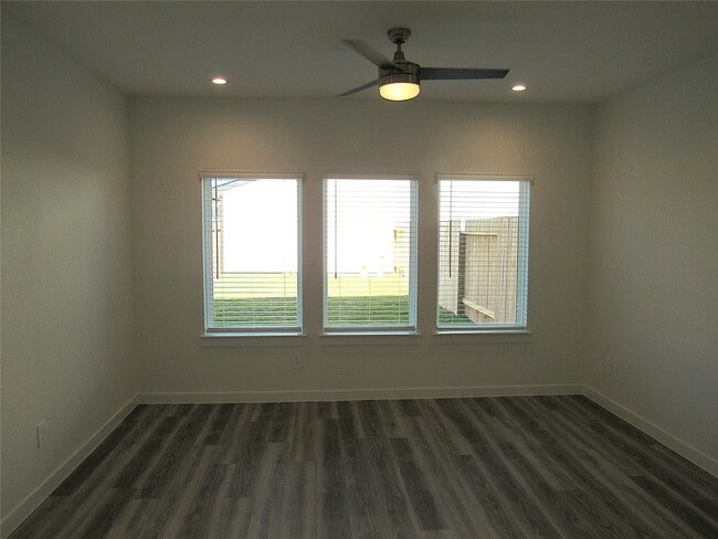 Building Photo - 2807 Glengary River Wy