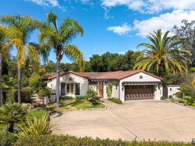 Building Photo - Experience the beauty and tranquility of Montecito living at “Casa Bella Monte!