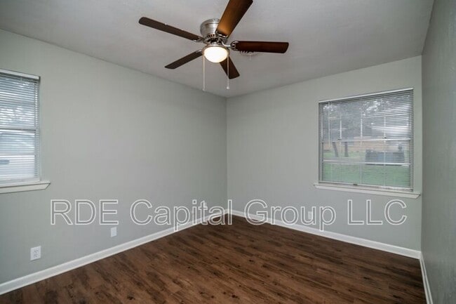 Building Photo - 4421 Ida Way