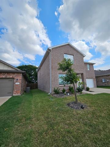 Primary Photo - 2629 Silver Leaf Ln