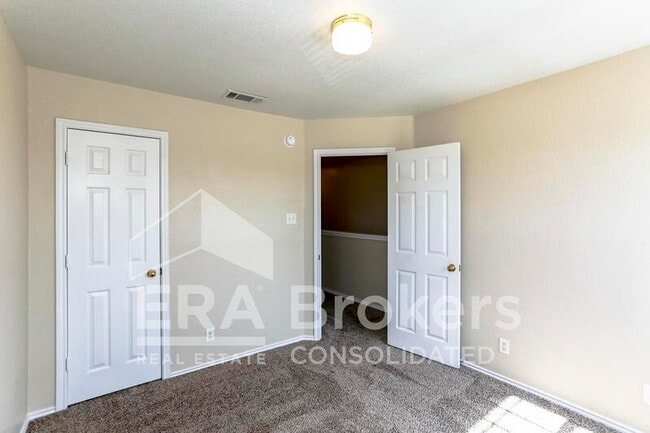 Building Photo - 5705 A Allstar Ct