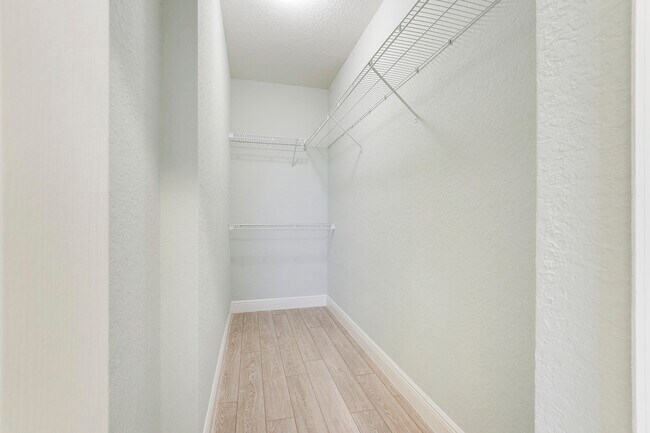 Building Photo - 11041 Legacy Blvd