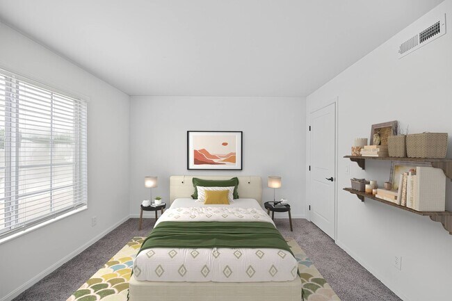 Building Photo - Ivy Hills Living Spaces