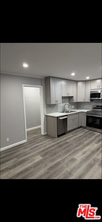 Building Photo - 1510 W Balboa Blvd