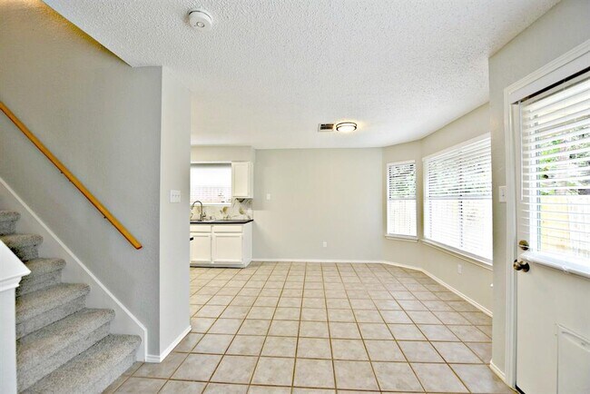 Building Photo - 13328 Black Canyon Dr