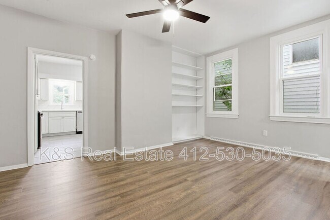 Building Photo - 29 E Orchard Ave