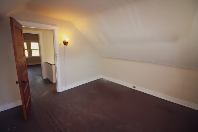 Building Photo - 3132 Harvard Ave