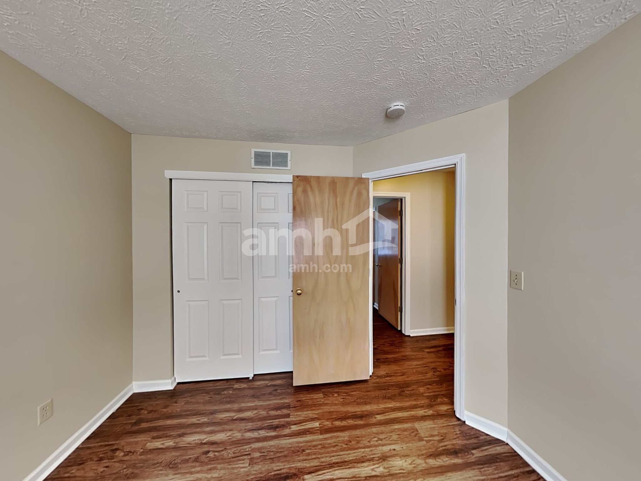 Building Photo - 1466 Cinnamon Dr