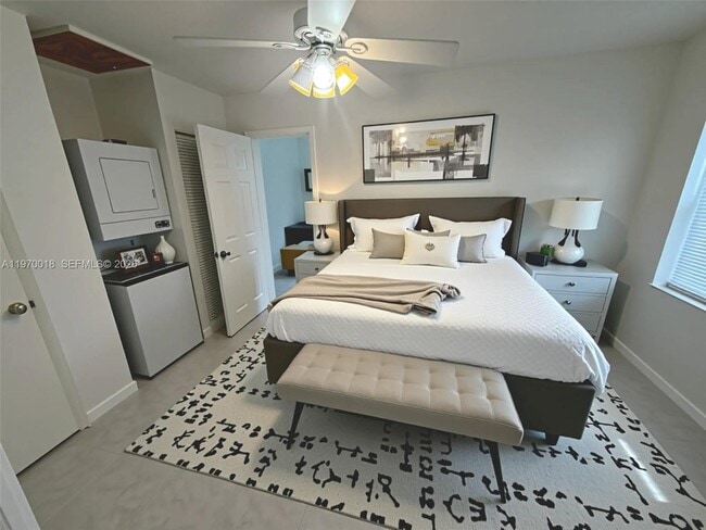 Building Photo - 815 Foster Rd