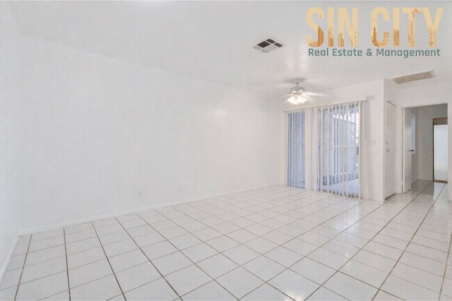 Building Photo - 405 N Lamb Blvd