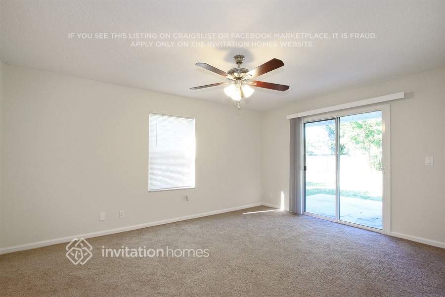 Building Photo - 260 La Mancha Ave