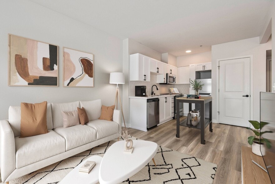 Building Photo - Queen Anne Collection