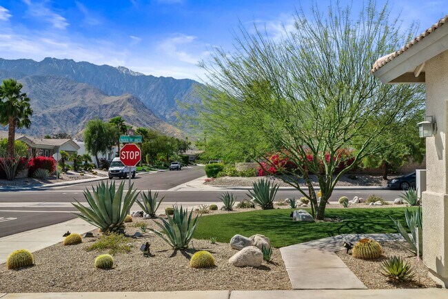 Building Photo - 1502 Amelia Way