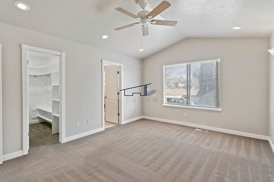 Building Photo - 2368 N 650 E