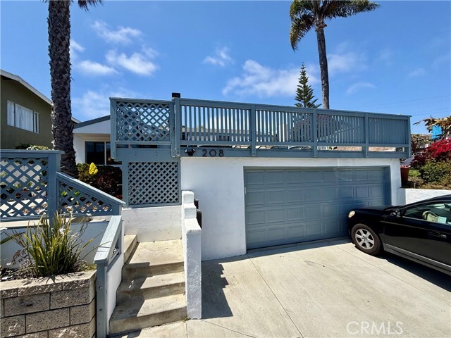 Primary Photo - 208 Avenida Monterey