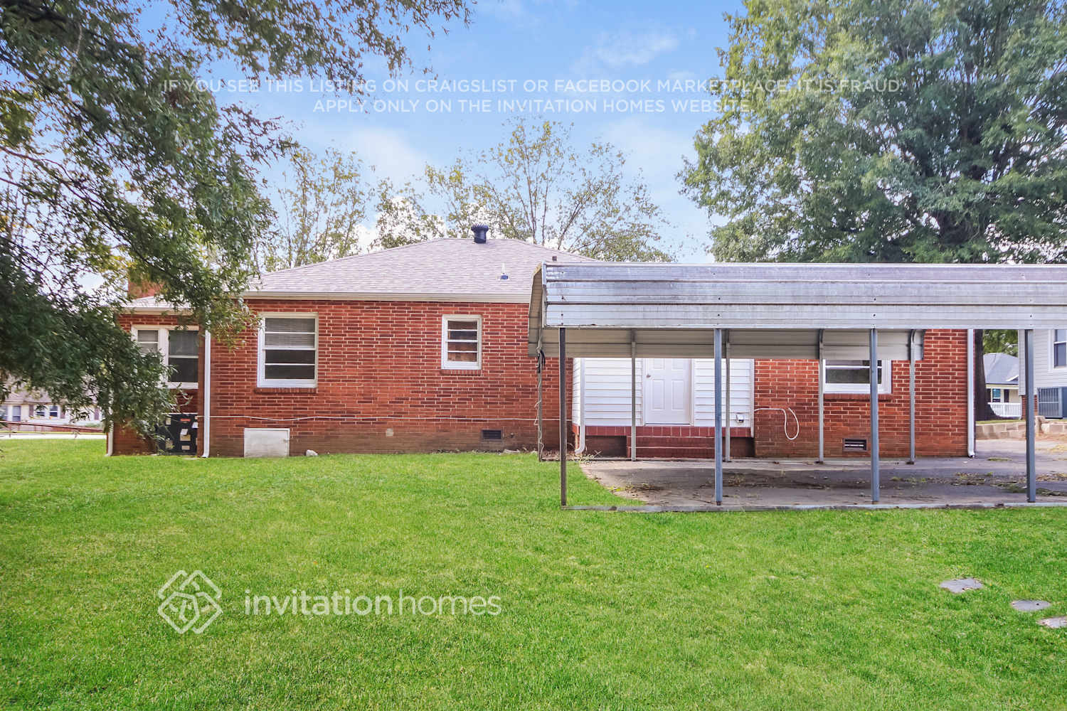Building Photo - 2209 Ln St