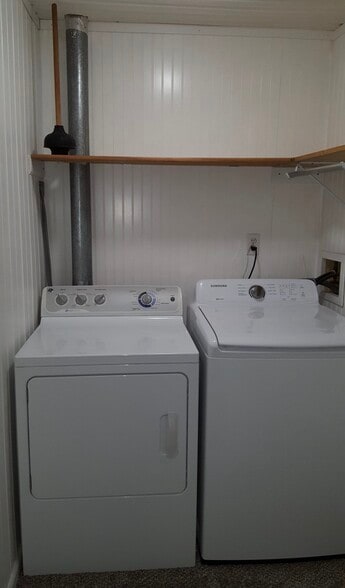 Building Photo - 6104 Peggyanne Ct