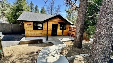 Building Photo - 54705 Pine Crest Ave