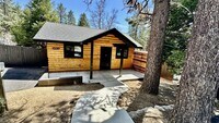 Building Photo - 54705 Pine Crest Ave