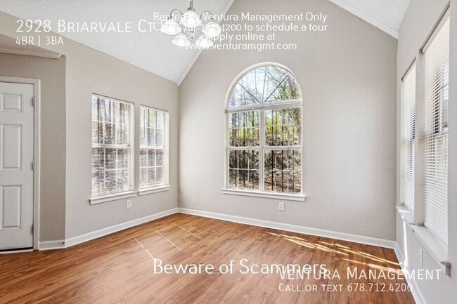 Building Photo - 2928 Briarvale Ct SE