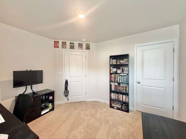 Building Photo - 8621 Brixton Shay Dr