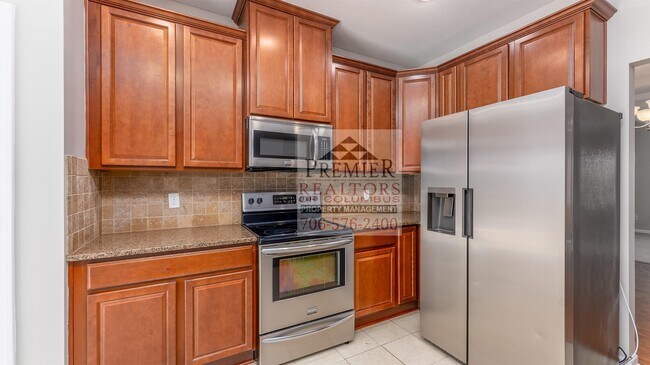 Building Photo - 7331 San Vista Dr