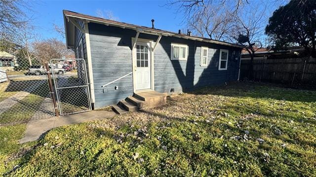 Building Photo - 716 Gardiner St