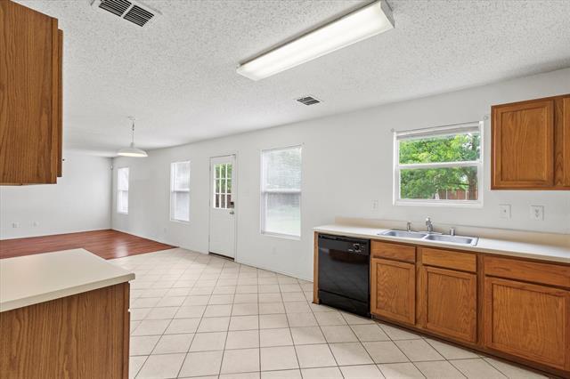 Building Photo - 3316 Westview Dr