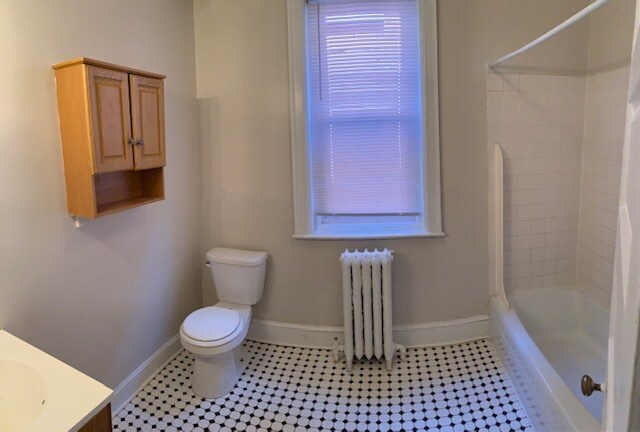 Building Photo - 332 S 43rd St