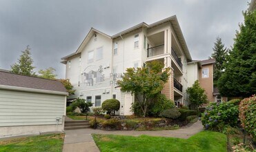 Building Photo - 2 bedroom in Lynnwood WA 98087