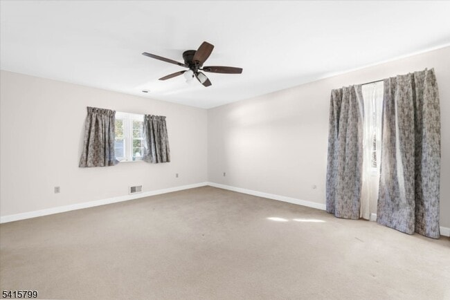 Building Photo - 300 Old York Rd