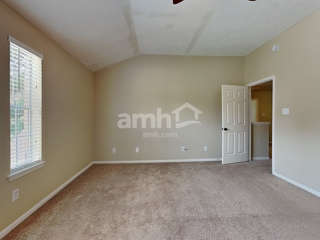 Building Photo - 7010 Durango Dr