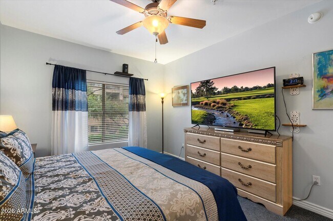 Building Photo - 5450 E Deer Valley Dr