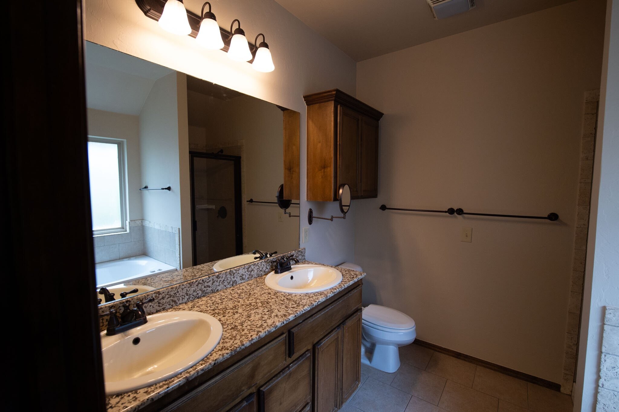 Building Photo - 13145 Austrian Pine Dr