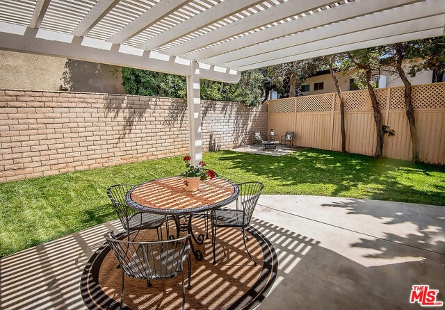 Building Photo - 7830 W 83rd St