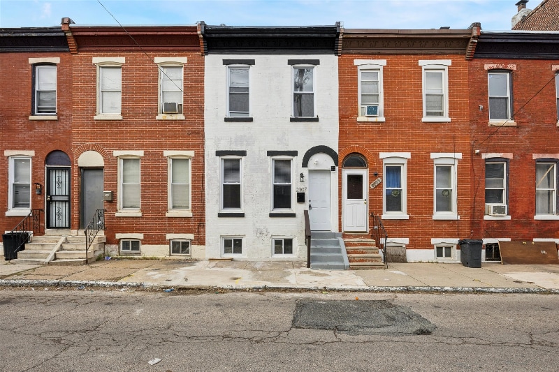 Building Photo - 2308 Turner St