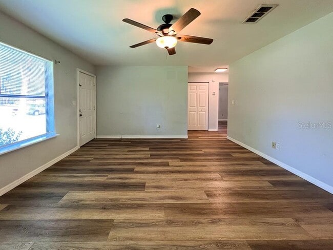 Building Photo - 5821 NW 23rd Terrace