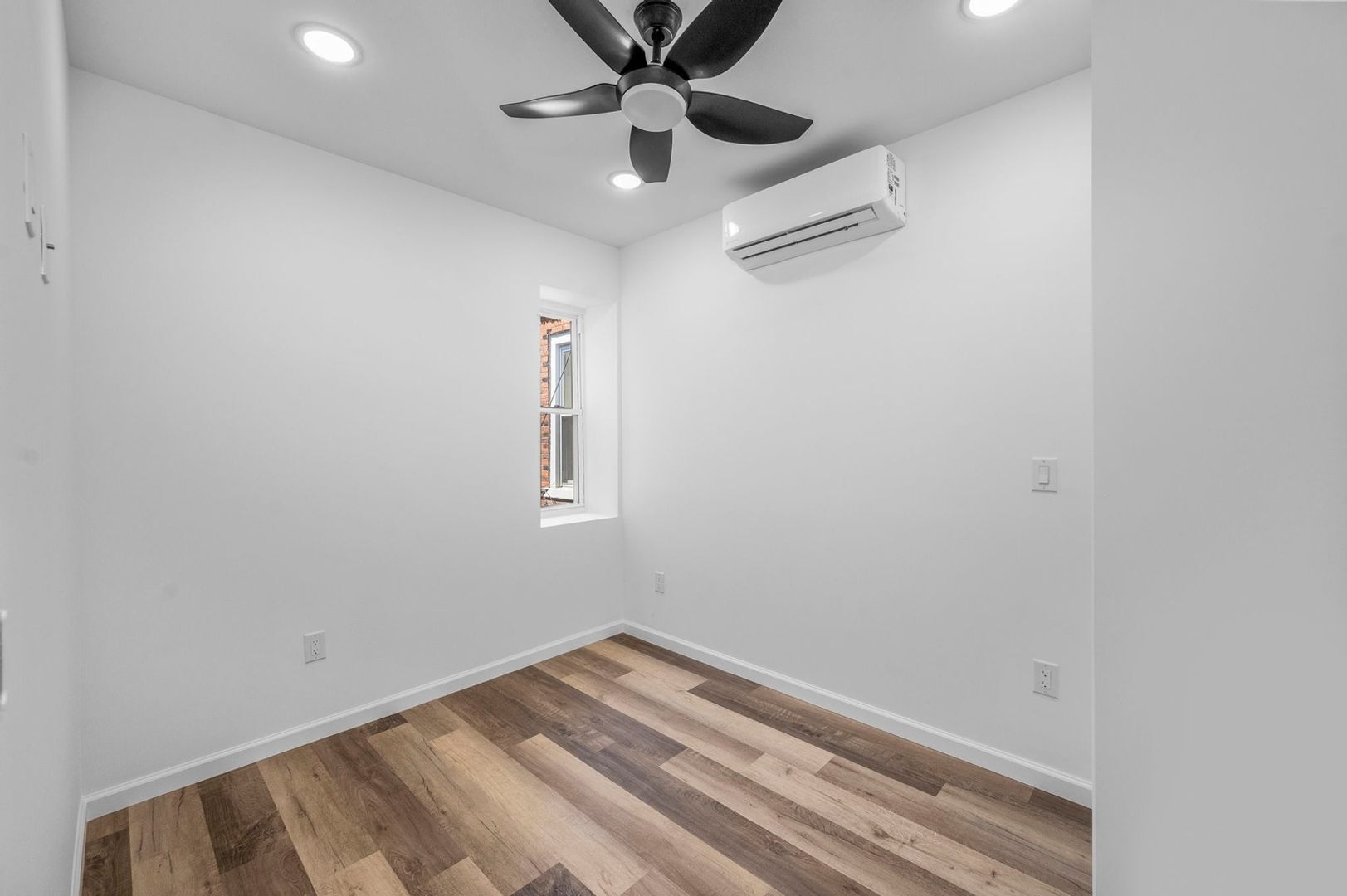 Building Photo - 5318 Walton Ave