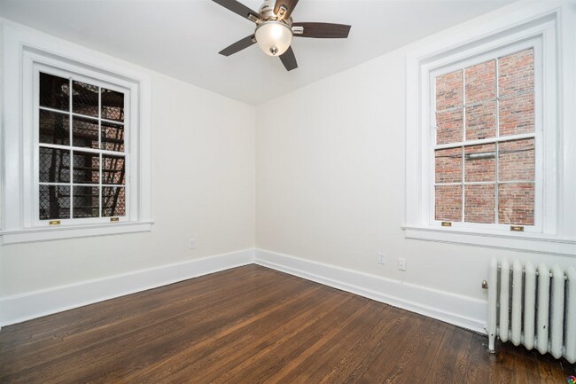 Building Photo - 1416 Hampton Blvd