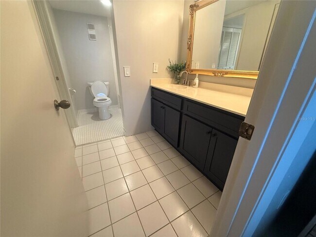 Building Photo - 6009 Sea Ranch Dr