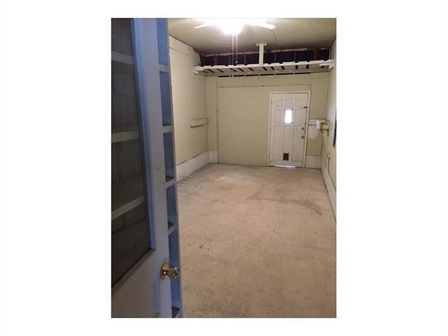 Building Photo - 1505 Hilltop Dr