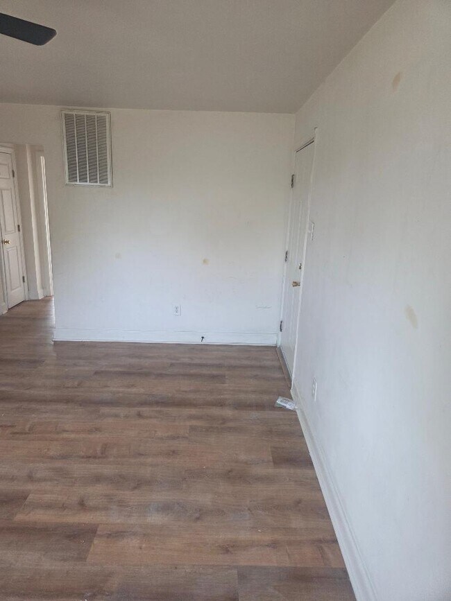 Building Photo - 2053 Marsia Ln