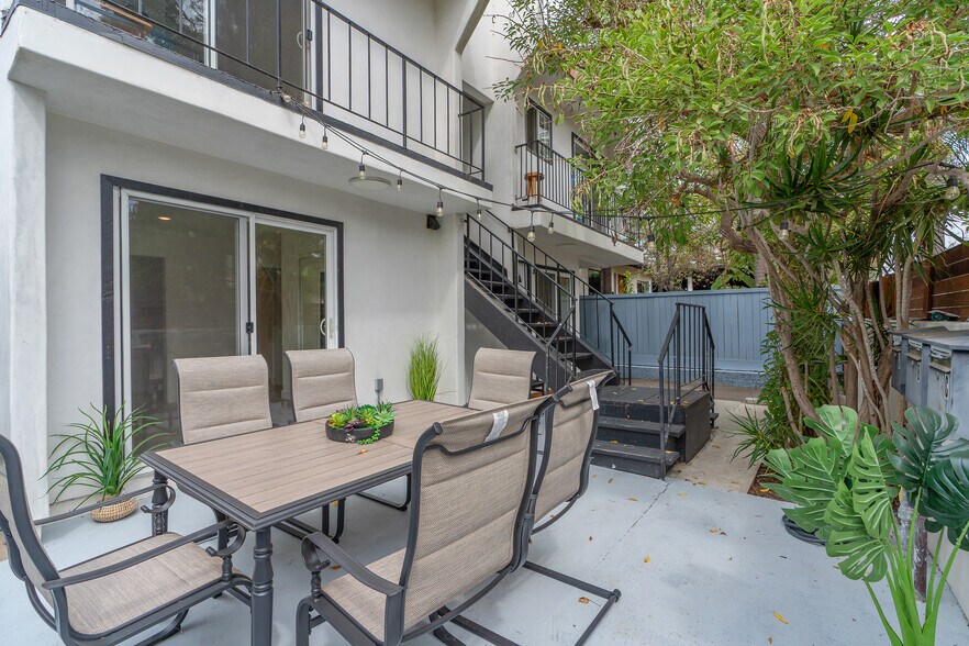 Building Photo - 1025 Pleasantview Ave