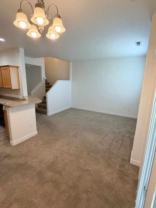 Building Photo - PAY NOTHING UNTIL AUGUST 1ST- 3 Bed, 2.5 Bath Townhome in Pleasant Grove