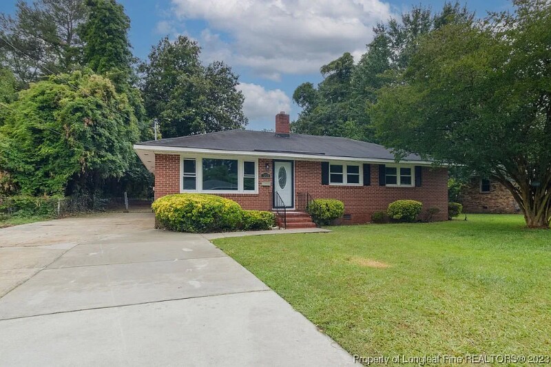 Building Photo - 3221 Rogers Dr