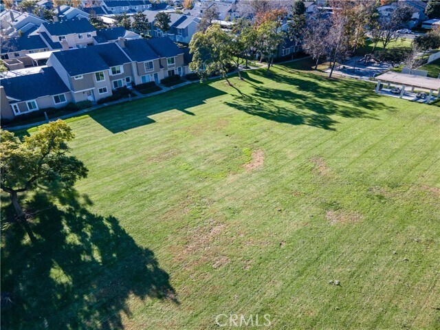 Building Photo - 31 Windjammer