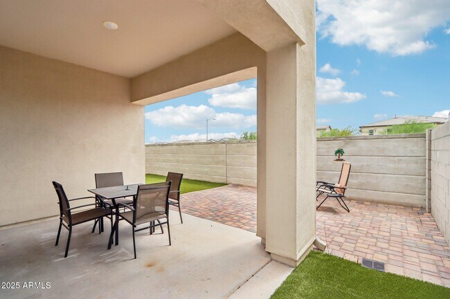 Building Photo - 4869 E Muriel Dr